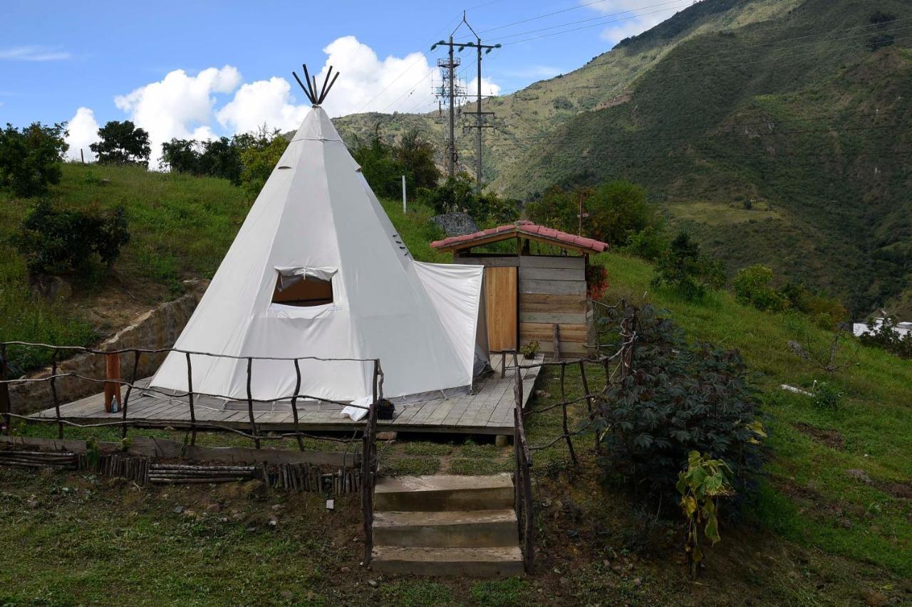 Hostal Las Valkirias Matanza Kültér fotó