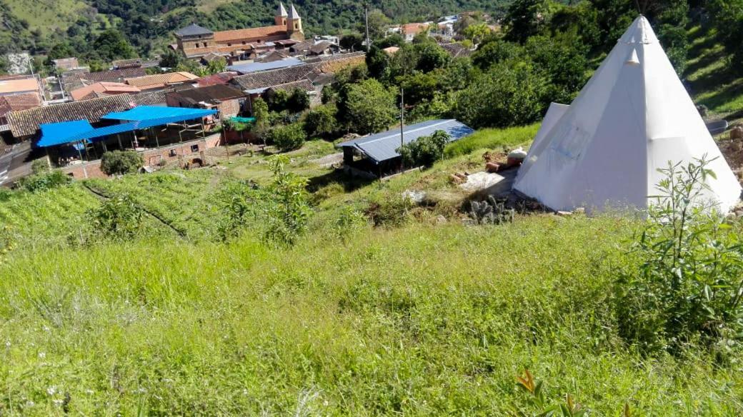 Hostal Las Valkirias Matanza Kültér fotó